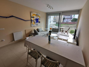 Apartamento ideal en Llançà: Terraza, parking y cerca de la playa - ES-89-87